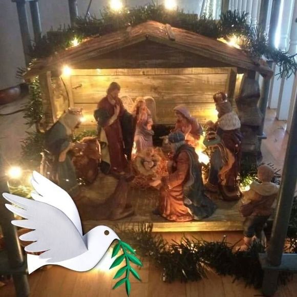 Meet your Posher, Pamela - Picture 1 of 1